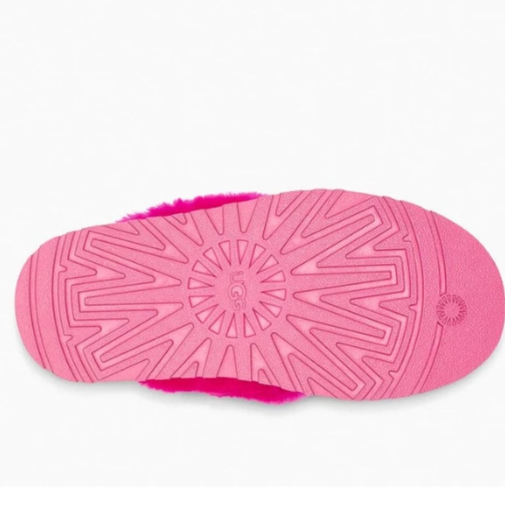 AUTHENTIC UGG Funkette Slipper Fuchsia LAST PAIR LEFT - Picture 6 of 10